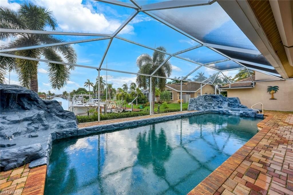 907 SW 51st Ter , Cape Coral, FL 33914 Photo