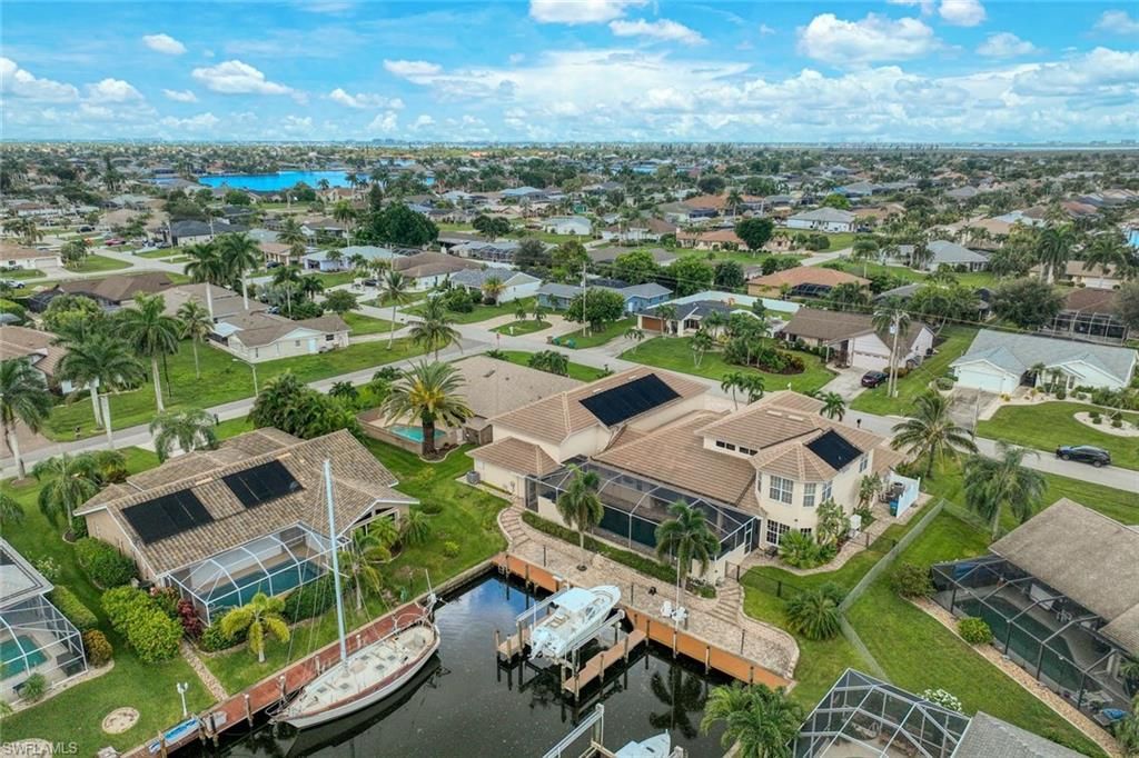 907 SW 51st Ter , Cape Coral, FL 33914 Photo
