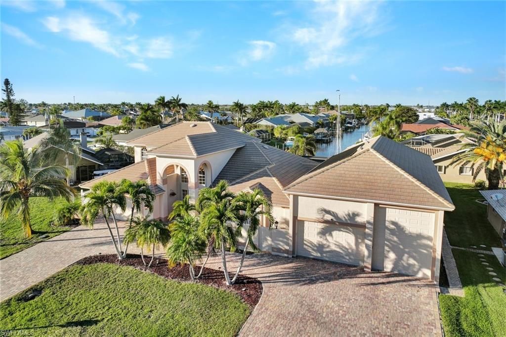 907 SW 51st Ter , Cape Coral, FL 33914 Photo