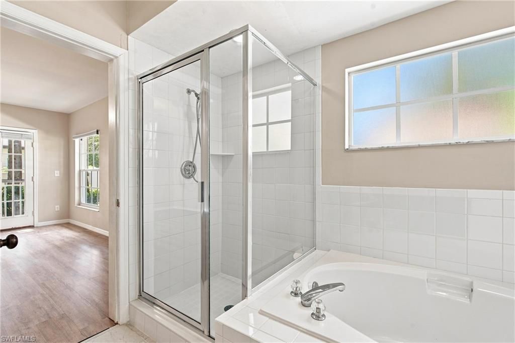 100 Siena Way , Unit 1201, Naples, FL 34119 Photo
