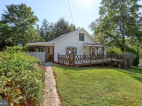 800 WEST STREET, LEWISBERRY, PA 17339