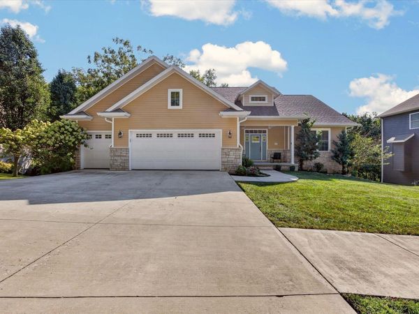 953 S Romans Way, Bloomington, IN 47401