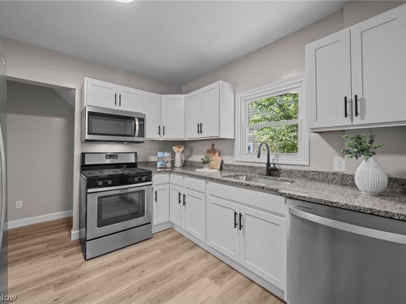 33 Brighton Drive, Akron, OH 44301 Photo 19