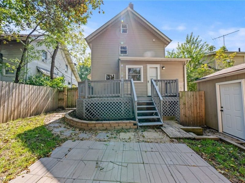 33 Brighton Drive, Akron, OH 44301 Photo 3