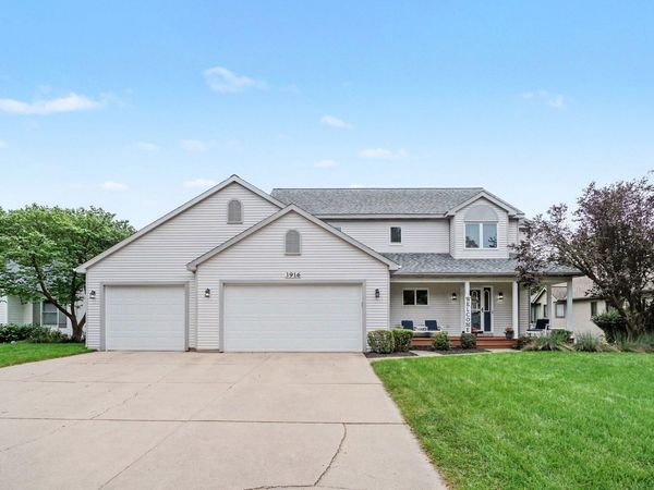 3916 Kentridge Drive SE, Grand Rapids, MI 49508
