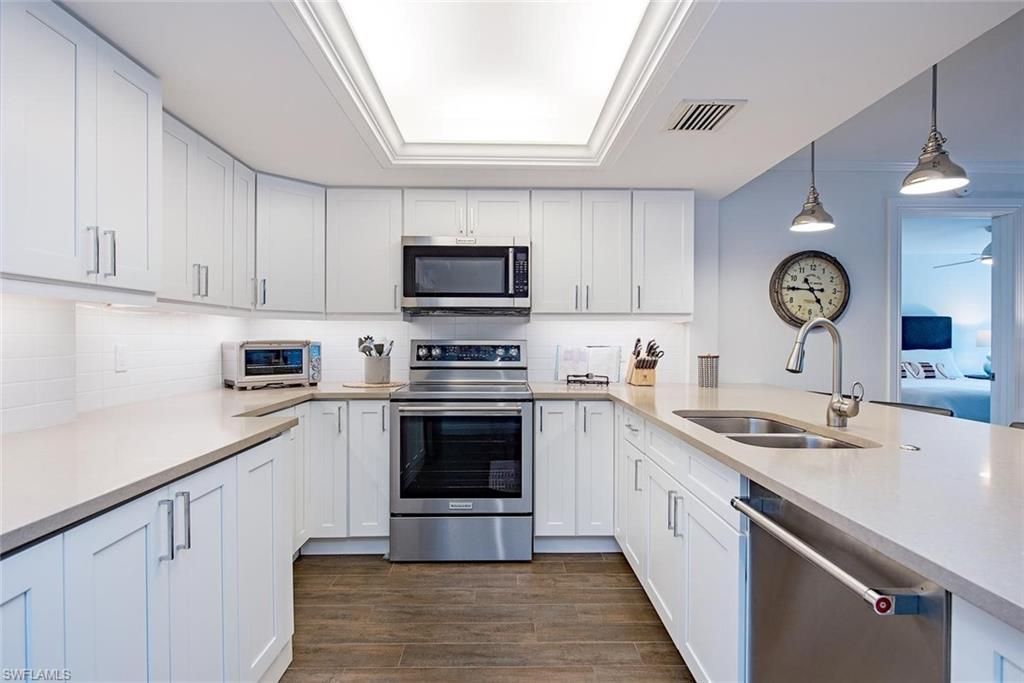 5633 Turtle Bay Dr, Unit 35, Naples, FL 34108 Photo