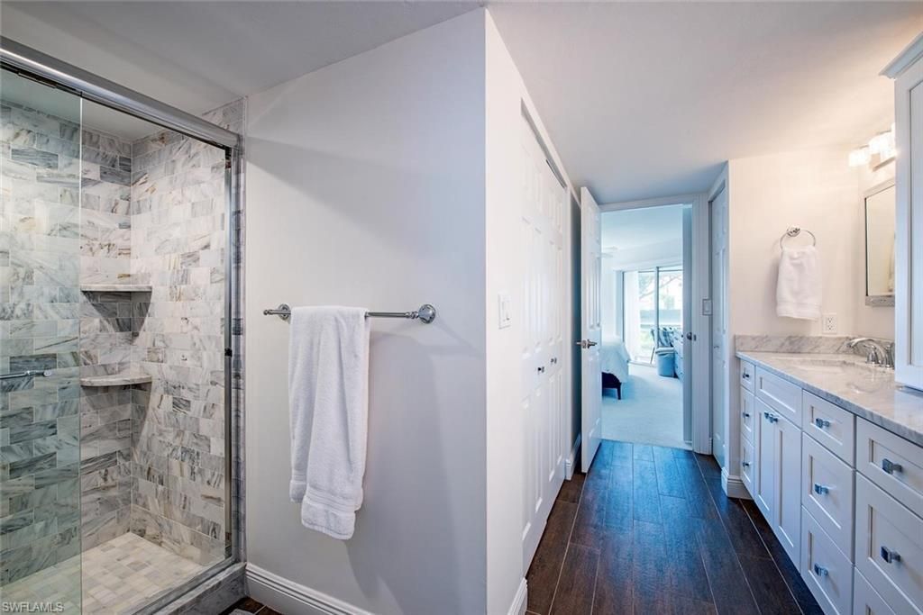 5633 Turtle Bay Dr, Unit 35, Naples, FL 34108 Photo