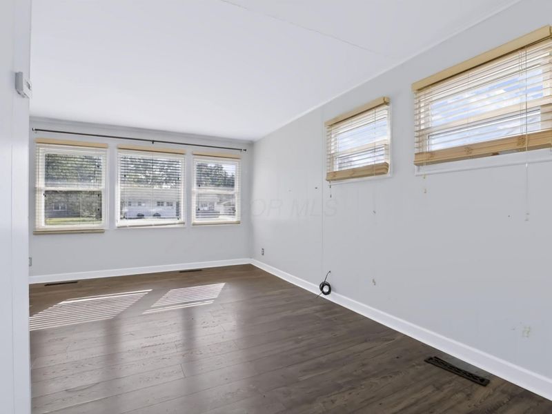 4358 Wayne Street , Hilliard, OH 43026 Photo 8