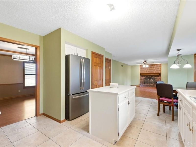 6091 Blueberry Drive, Liberty Township, OH 45011 Photo 16