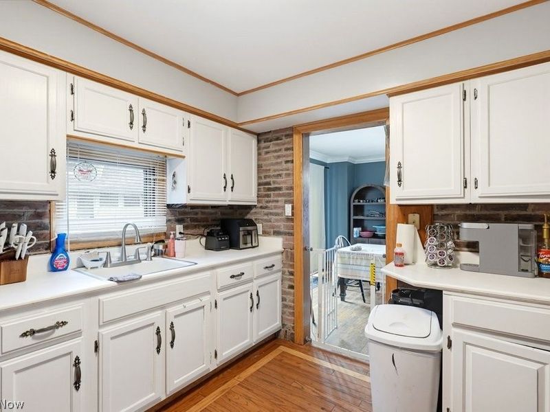 2390 Roth Drive, Cuyahoga Falls, OH 44221 Photo 12
