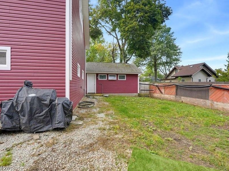 2390 Roth Drive, Cuyahoga Falls, OH 44221 Photo 31
