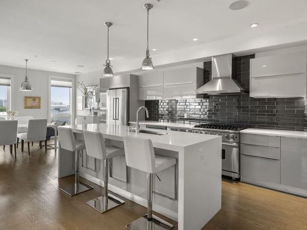 407 W First St, Unit 302, Boston, MA 02127