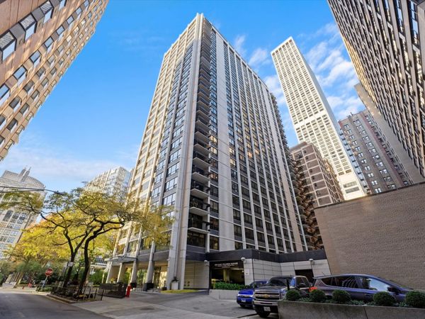 222 E PEARSON Street , Unit 2002, Chicago, IL 60611