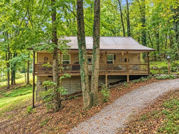 134 McKinney Rd, Harriman, TN 37748
