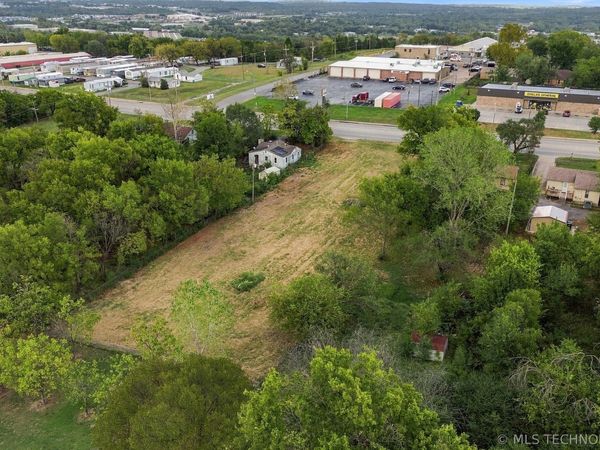 1418 N 9th Street , Sapulpa, OK 74066