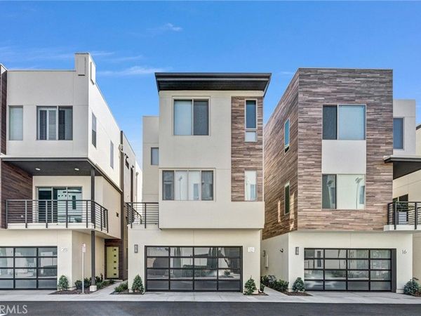 18 Ebb Tide, Newport Beach, CA 92663