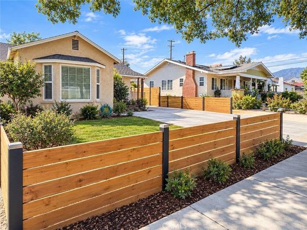 2784 N Mountain View Avenue , San Bernardino, CA 92405