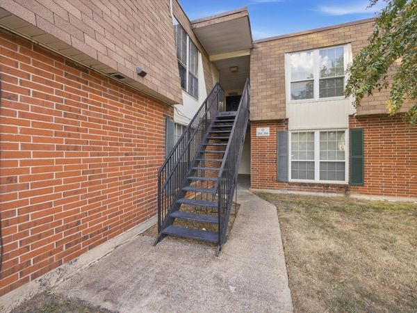 900 Mountain Creek Road, Unit Q265, Chattanooga, TN 37405