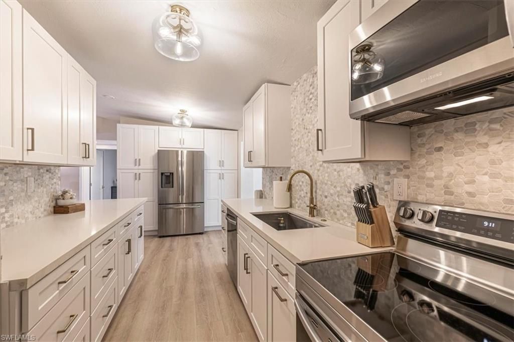 1960 Estey Ave, Naples, FL 34104 Photo