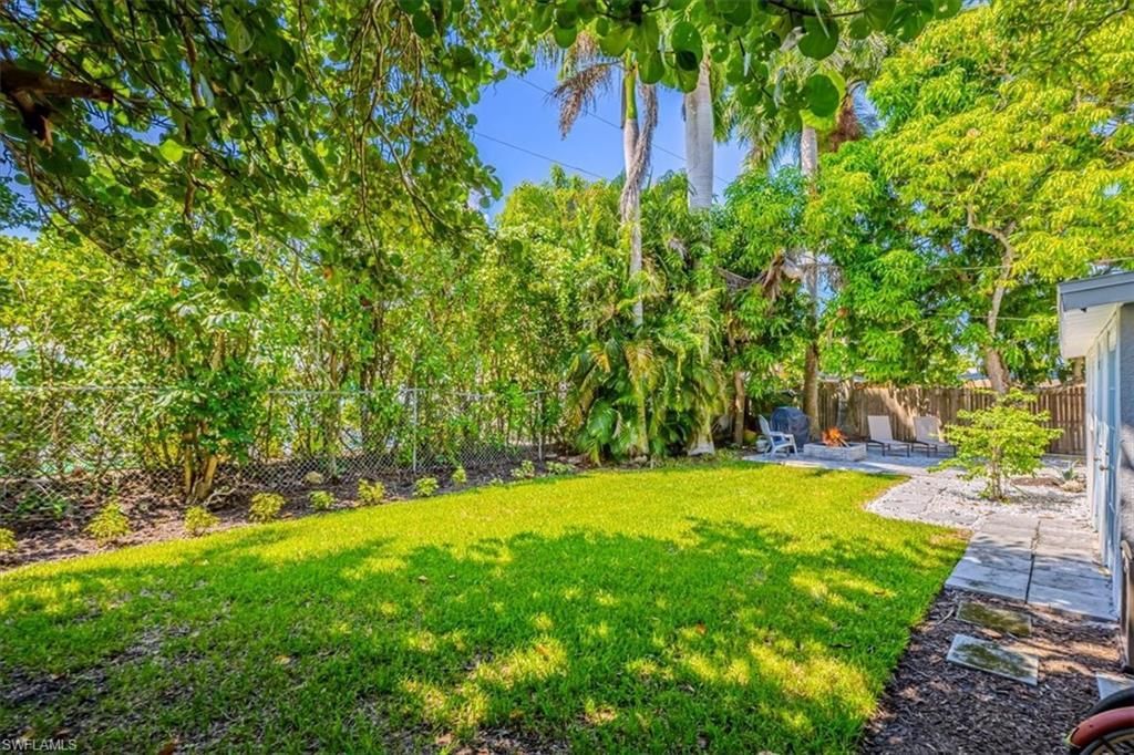 1960 Estey Ave, Naples, FL 34104 Photo