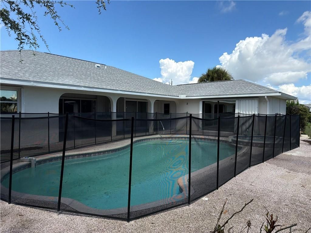 7 Bunker Rd , Rotonda West, FL 33947 Photo