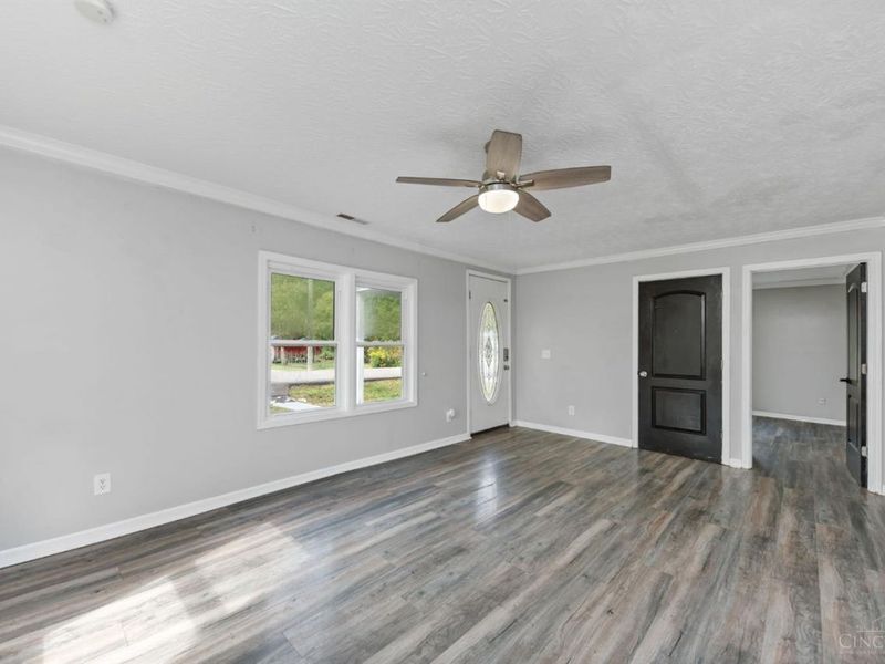 6820 N Clarawill Drive, Goshen Township, OH 45140 Photo 21