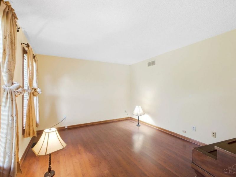 6091 Blueberry Drive, Liberty Township, OH 45011 Photo 5