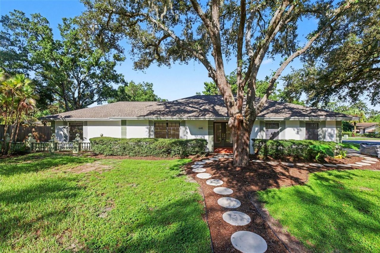 648 Bua Drive , Temple Terrace, FL 33617 Main Photo