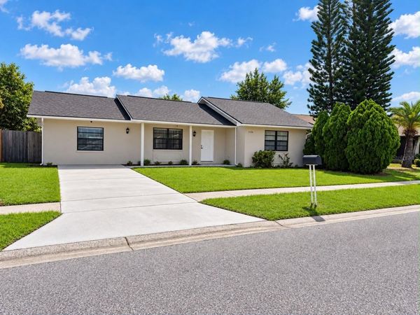 11426 FOX RUN , PORT RICHEY, FL 34668
