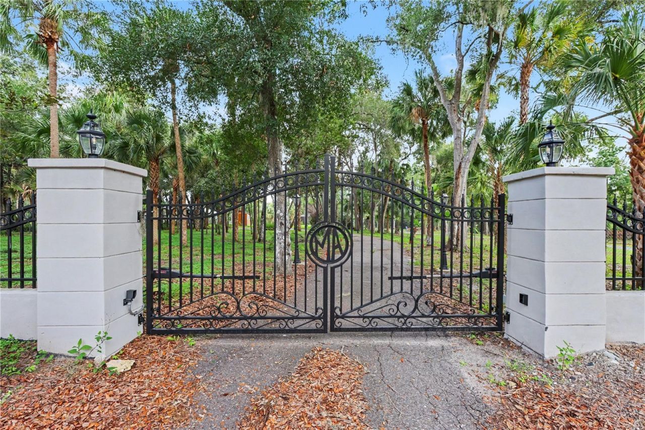 8224 Revels Road, Riverview, FL 33569 Photo