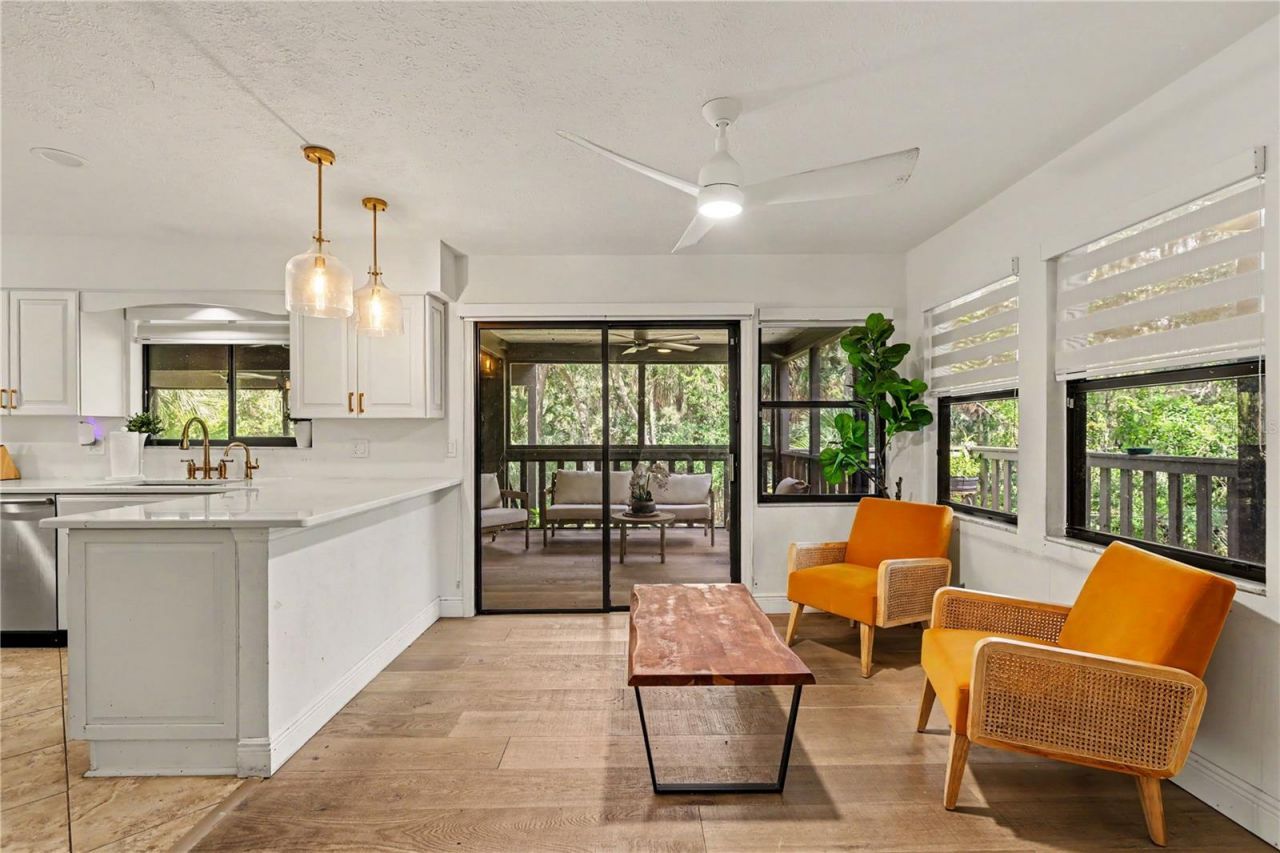 8224 Revels Road, Riverview, FL 33569 Photo