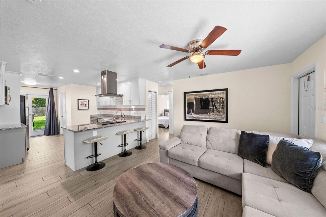 8011 26th Avenue N, Saint Petersburg, FL 33710 Photo