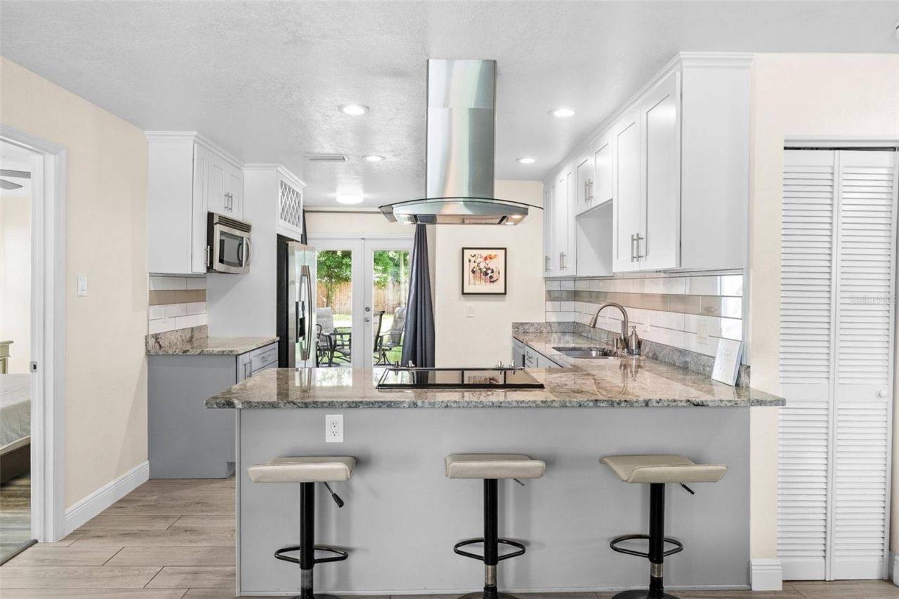 8011 26th Avenue N, Saint Petersburg, FL 33710 Photo