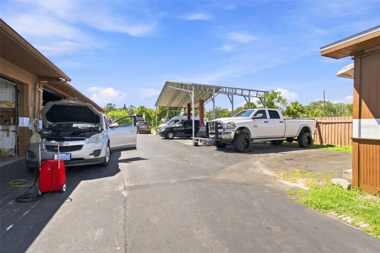 14827 Us Highway 19 , Hudson, FL 34667 Photo