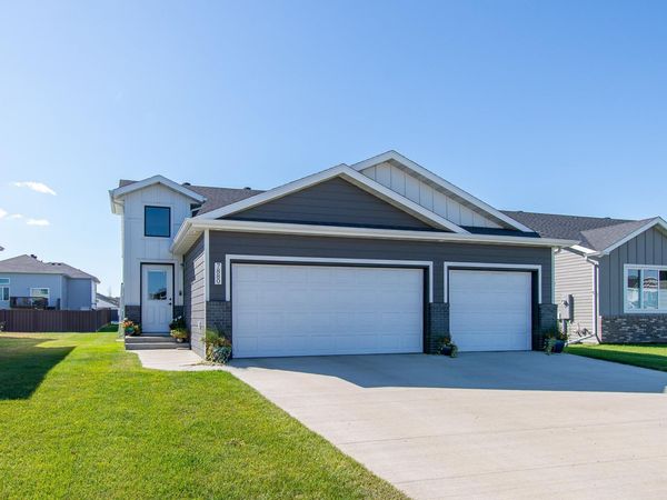 7880 Lost River Road, Horace, ND 58047