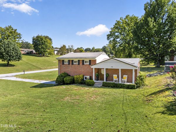 750 Fox Meadow Lane, Bristol, VA 24201