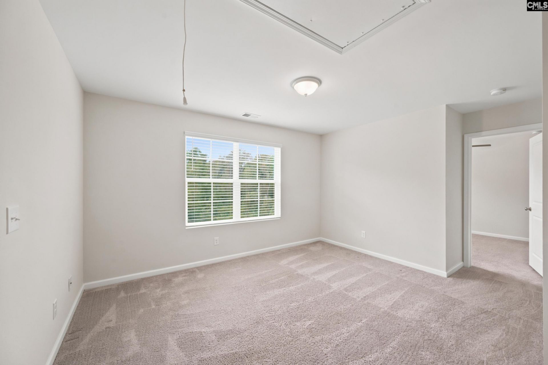 311 Ollivander Lane Photo 18