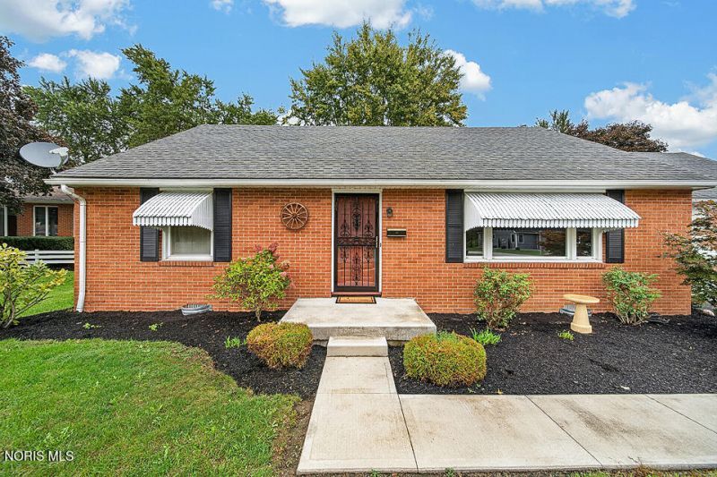 1141 Brookside Drive, Findlay, OH 45840 Main Photo