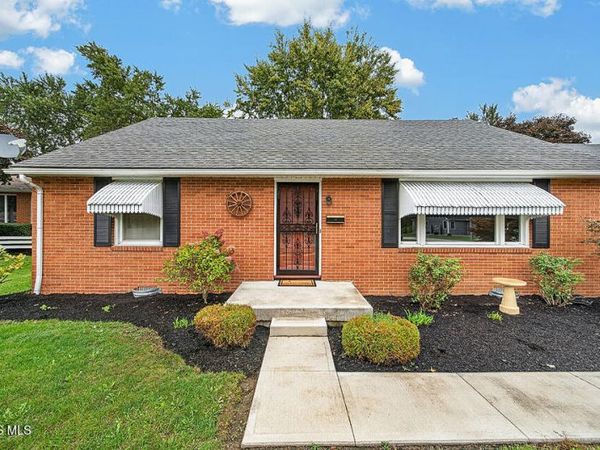 1141 Brookside Drive, Findlay, OH 45840