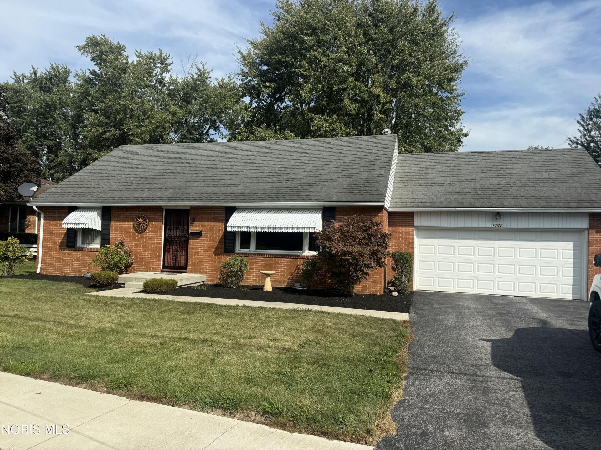 1141 Brookside Drive, Findlay, OH 45840 Main Photo