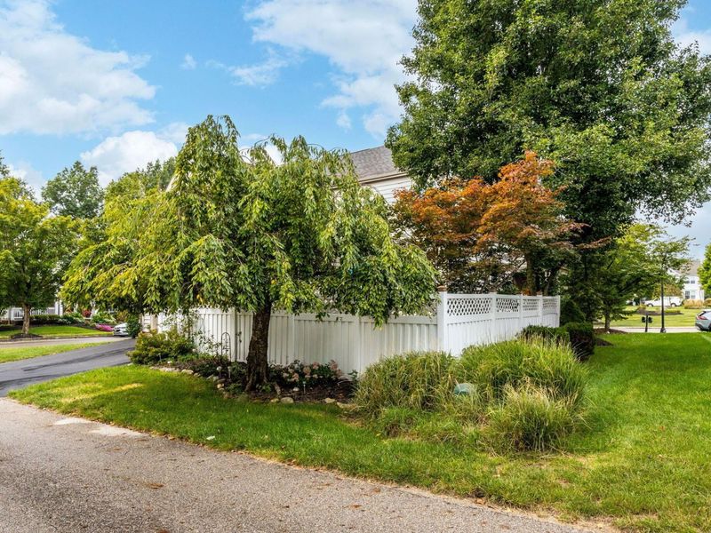 722 Olde Mill Drive, Westerville, OH 43082 Photo 11