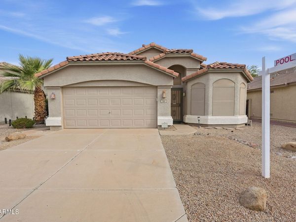702 E KYLE Drive, Gilbert, AZ 85296