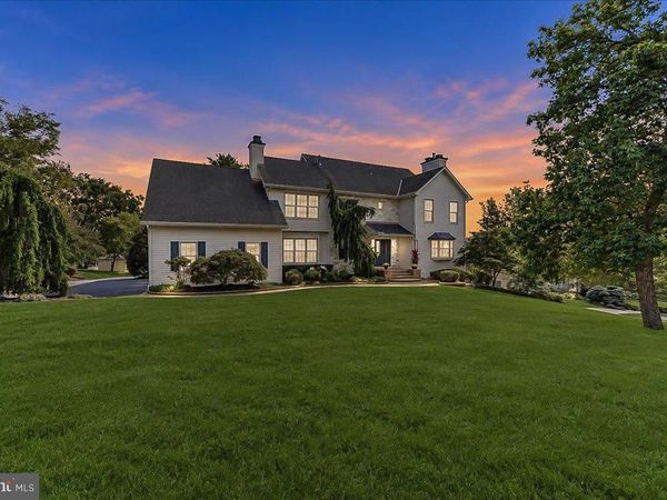 113 SUMMIT DRIVE, PHOENIXVILLE, PA 19460