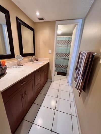 2625 Collins Ave , Unit 804, Miami Beach, FL 33140 Photo