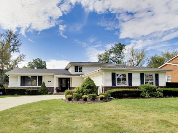 707 E Monterey Road, Palatine, IL 60074