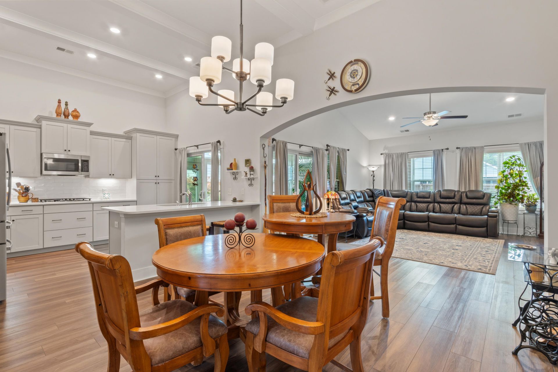 209 Fiddleback Drive Photo 10