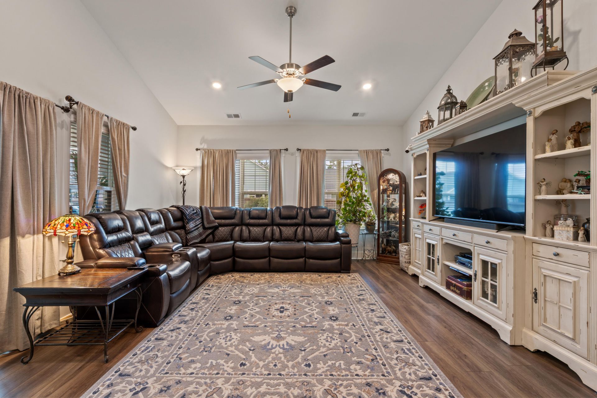 209 Fiddleback Drive Photo 18
