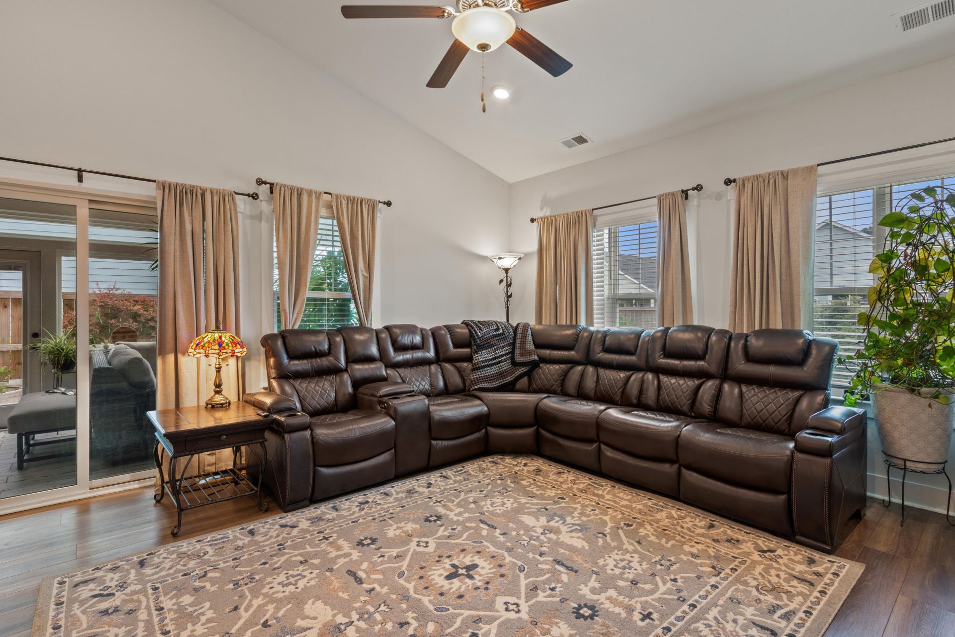 209 Fiddleback Drive Photo 20