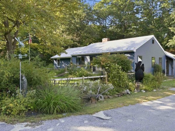 144 White Plains Road, Webster, NH 03303