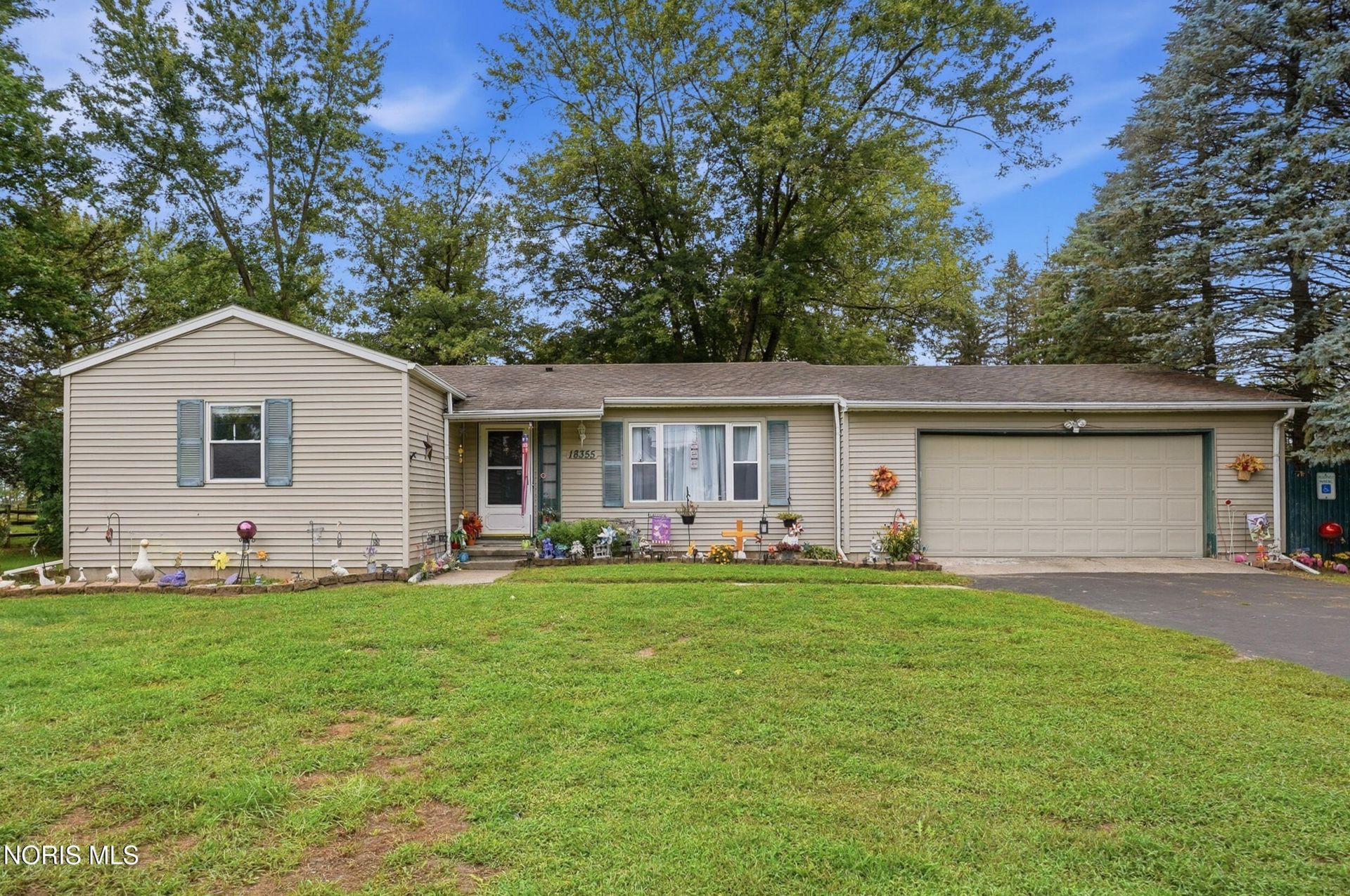 18355 Brim Road, Bowling Green, OH 43402 Main Photo